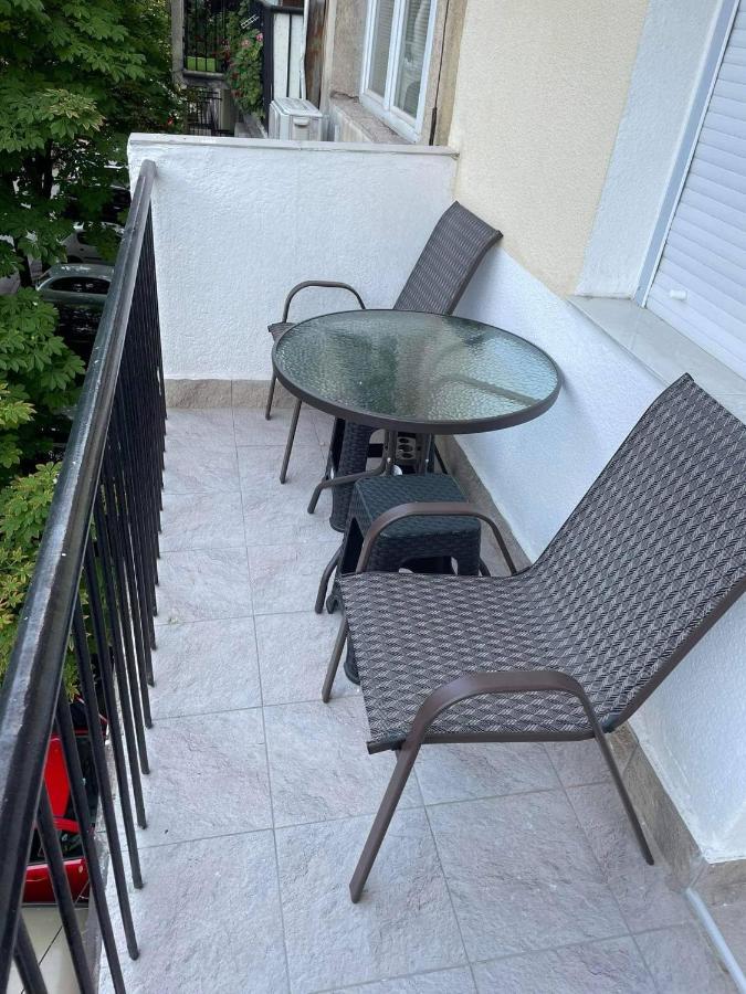 Luxury City Center Apartment Skopje Exterior photo
