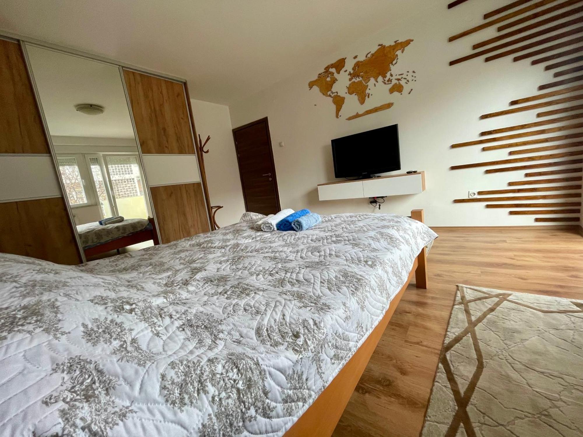 Luxury City Center Apartment Skopje Exterior photo